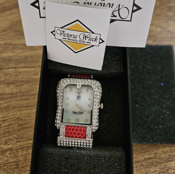 Victoria Wieck Bangle Watch - Picture 2 of 12